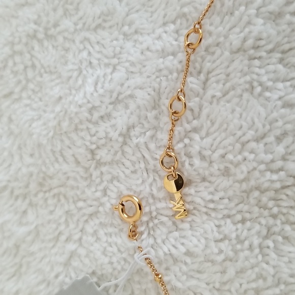 New Michael Kors Mercer Rose Gold Padlock Bracelet - Picture 6 of 8